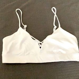Alo sports bra